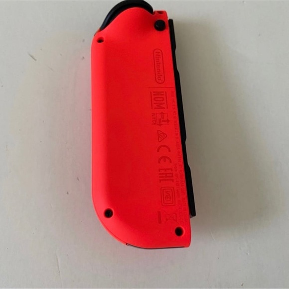 Red Nintendo Switch Joy-Con Controller - Picture 6 of 6